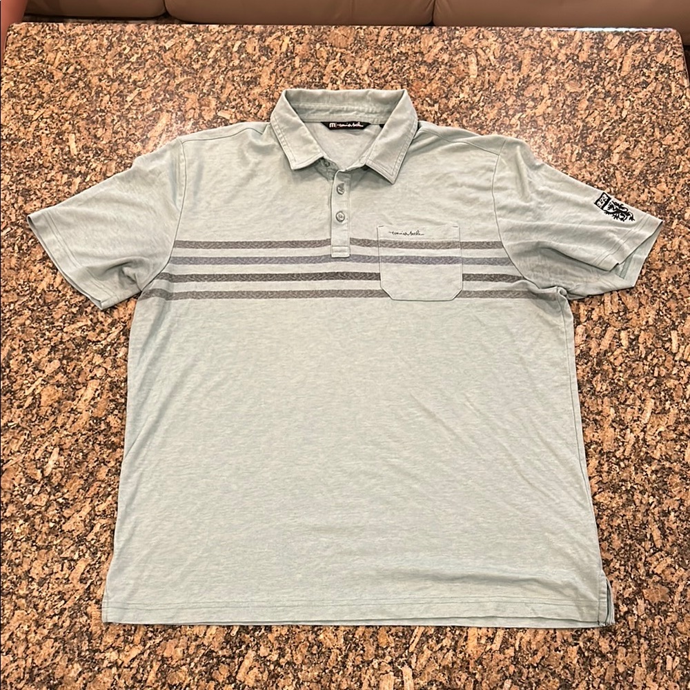 Travis Mathew short sleeve shirt with pocket Men’s Size XL